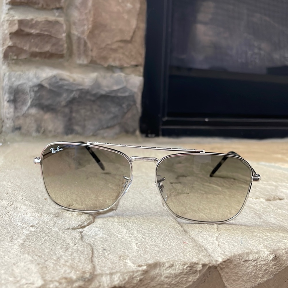 Ray-Ban New Caravan. RB3635